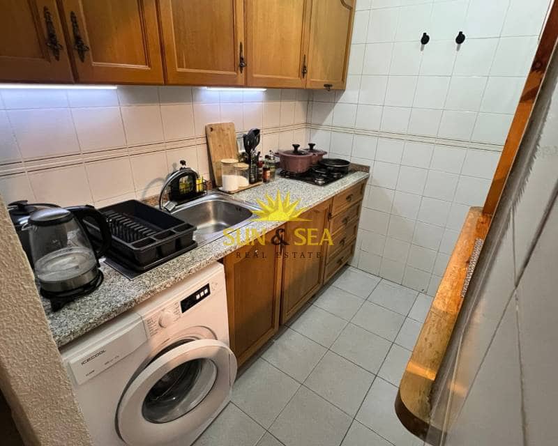 1 bedroom Apartment for rent in Torrevieja with pool - € 750 (Ref: 9018749)