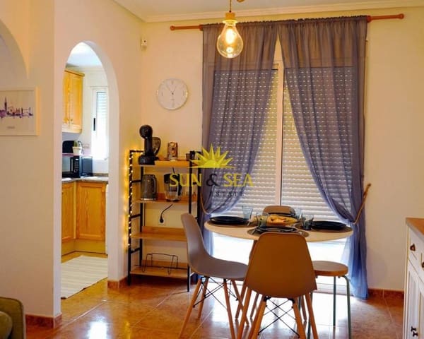 Apartamento de 2 habitaciones en El Molino, Torrevieja en alquiler - 800 € (Ref: 9022339)