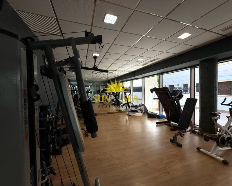 3 sypialnia Penthouse do wynajęcia w Guardamar del Segura z basenem garażem - 2 000 € (Ref: 9022342)