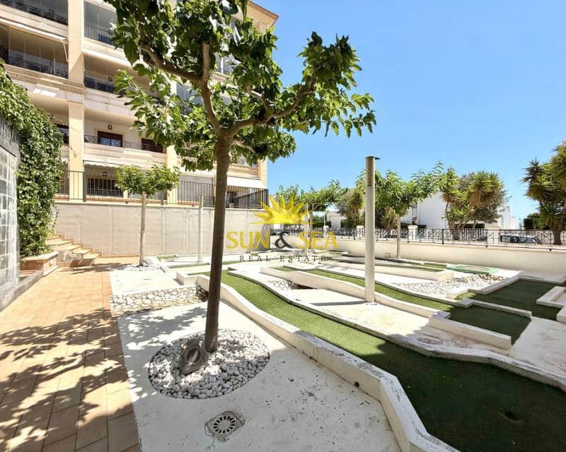 3 sypialnia Penthouse do wynajęcia w Guardamar del Segura z basenem garażem - 2 000 € (Ref: 9022342)