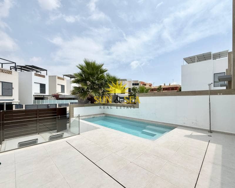 4 sovrum Villa att hyra i Benijofar med pool garage - 2 350 € (Ref: 9022343)