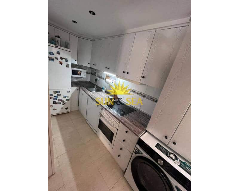 2 bedroom Townhouse for rent in Gran Alacant with pool - € 950 (Ref: 9028422)