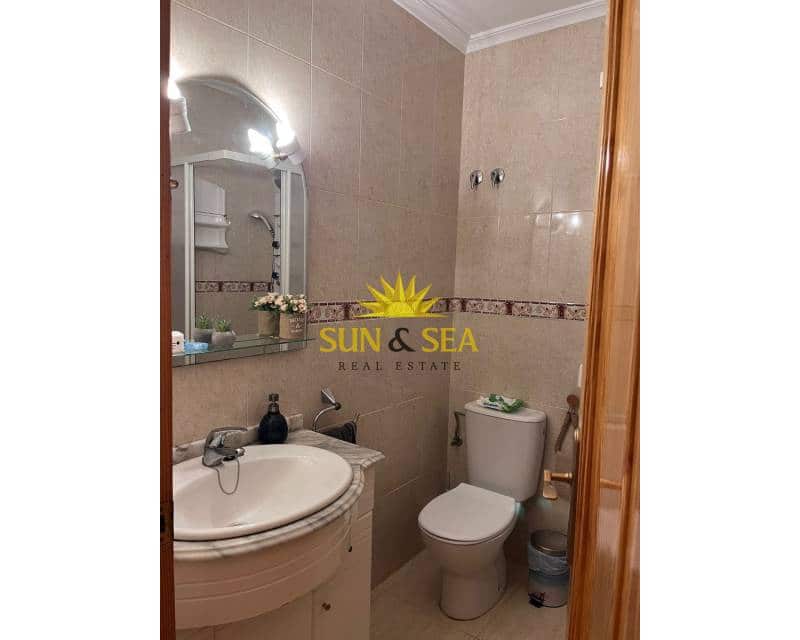 2 bedroom Townhouse for rent in Gran Alacant with pool - € 950 (Ref: 9028422)