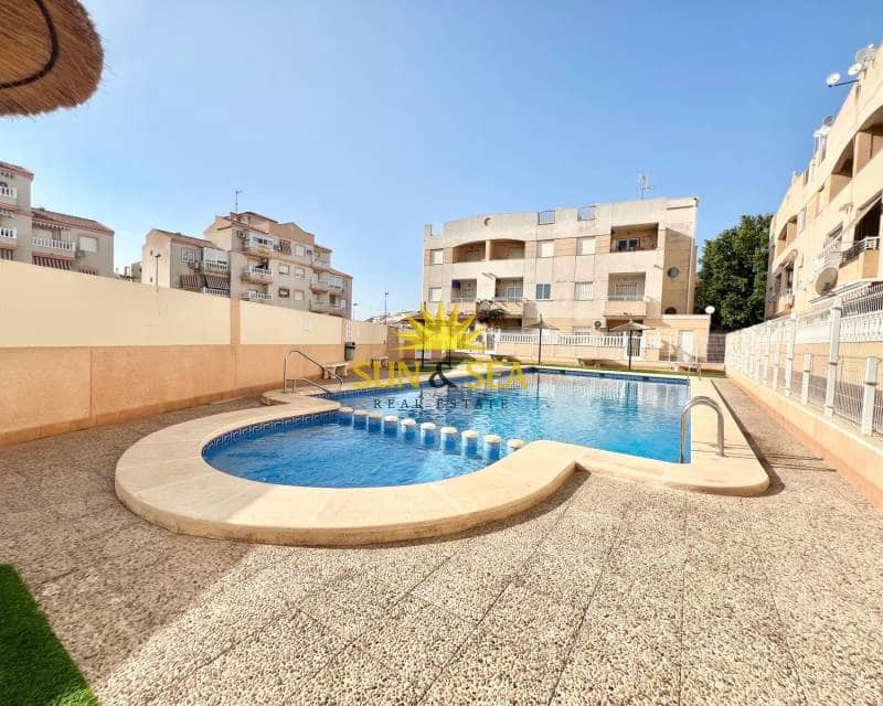 2 camera da letto Appartamento da affittare in Torrevieja con piscina - 800 € (Rif: 9028425)