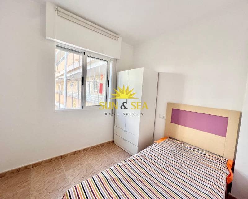 2 camera da letto Appartamento da affittare in Torrevieja con piscina - 800 € (Rif: 9028425)