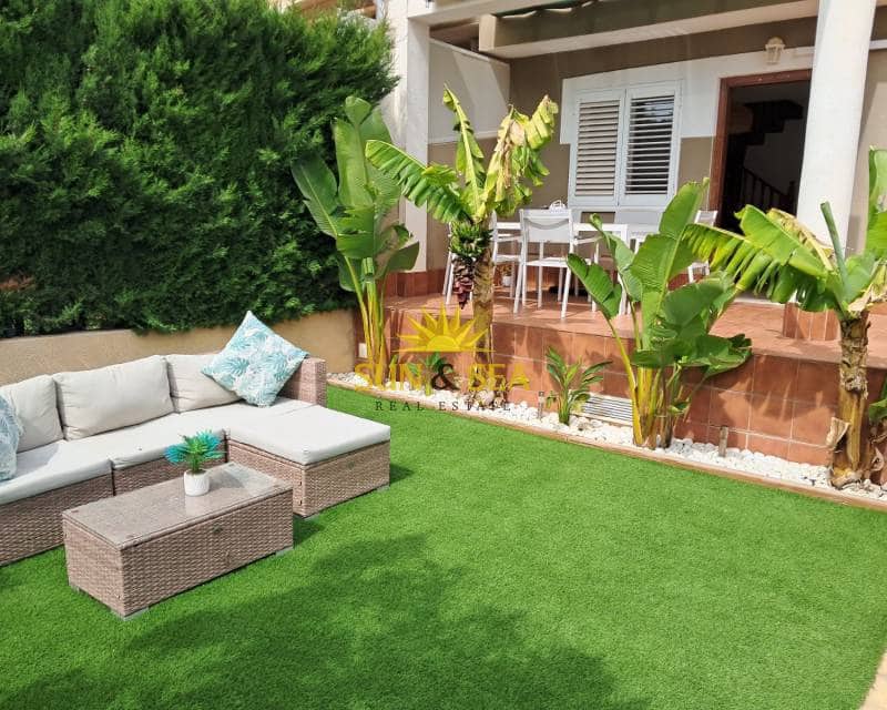 2 bedroom Villa for rent in Gran Alacant with pool - € 1,500 (Ref: 9030846)