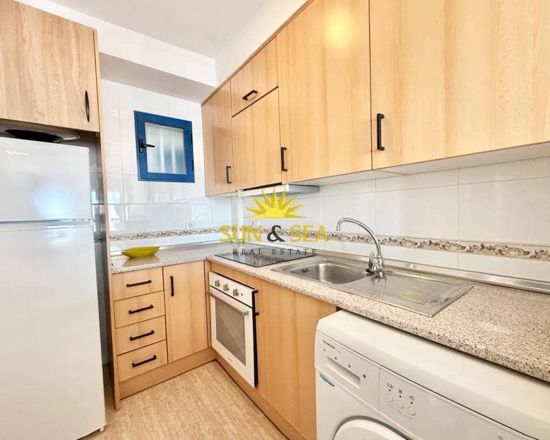 Apartamento de 2 habitaciones en Dehesa de Campoamor en alquiler con piscina - 750 € (Ref: 9033473)