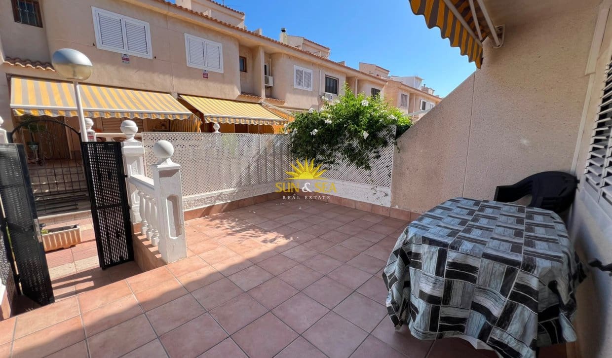 2 sypialnia Dom do wynajęcia w Gran Alacant z basenem - 1 300 € (Ref: 9047090)