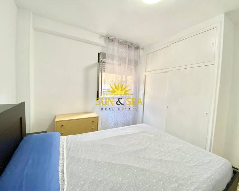 3 soverom Leilighet til leie i Santa Pola med garasje - € 800 (Ref: 9053702)