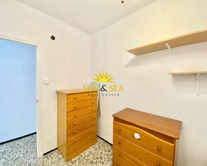 3 soverom Leilighet til leie i Santa Pola med garasje - € 800 (Ref: 9053702)