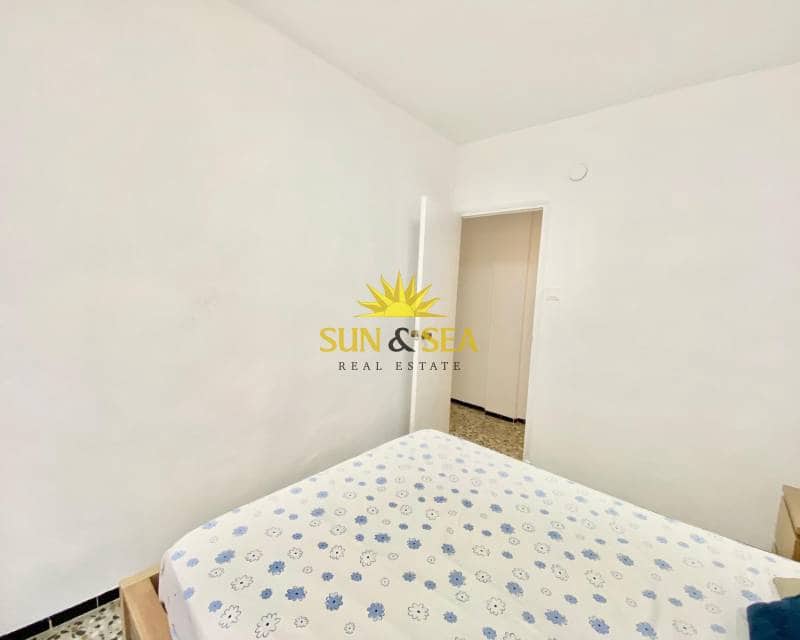 3 soverom Leilighet til leie i Santa Pola med garasje - € 800 (Ref: 9053702)