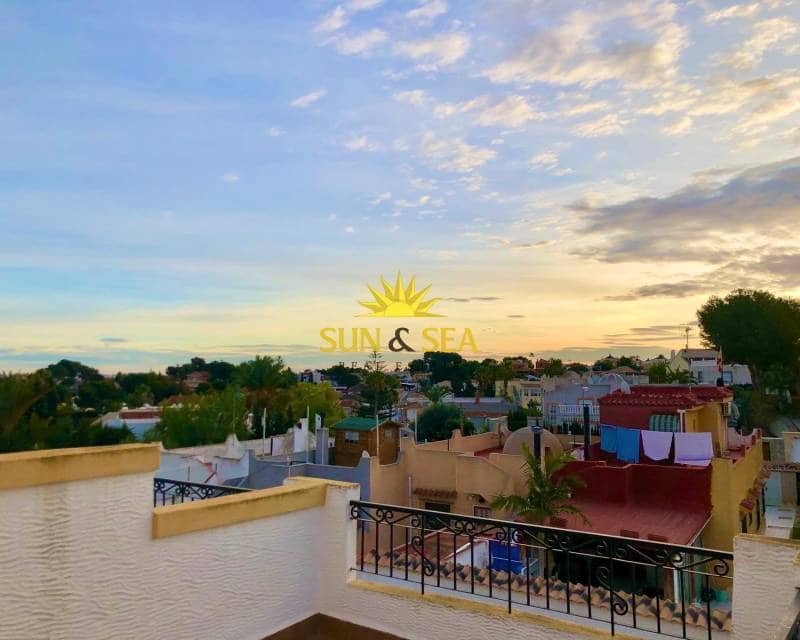 3 bedroom Villa for rent in Orihuela Costa with pool - € 1,300 (Ref: 9058043)