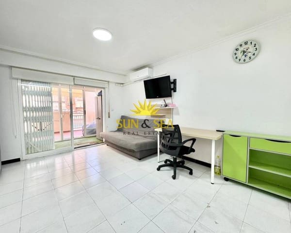 1 bedroom Studio for rent in Centro, Torrevieja with pool - € 600 (Ref: 9058048)