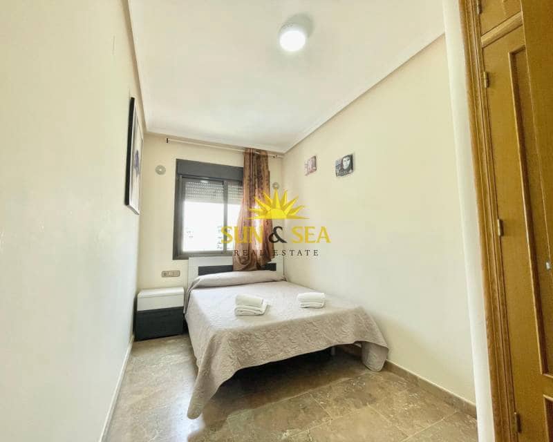 4 soveværelse Lejlighed til salg i Torrevieja - € 290.000 (Ref: 9058237)