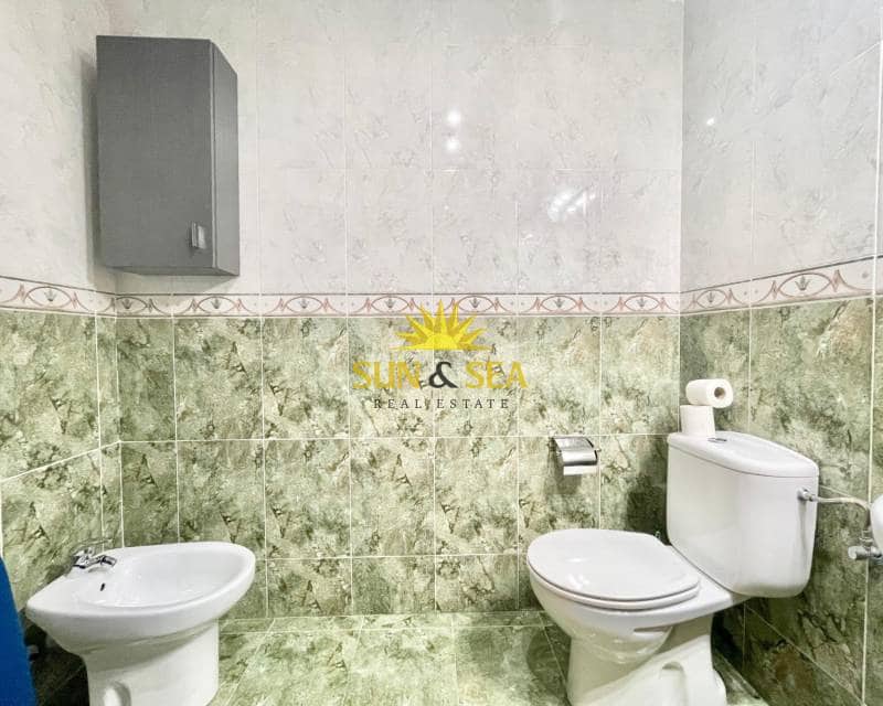 4 soveværelse Lejlighed til salg i Torrevieja - € 290.000 (Ref: 9058237)