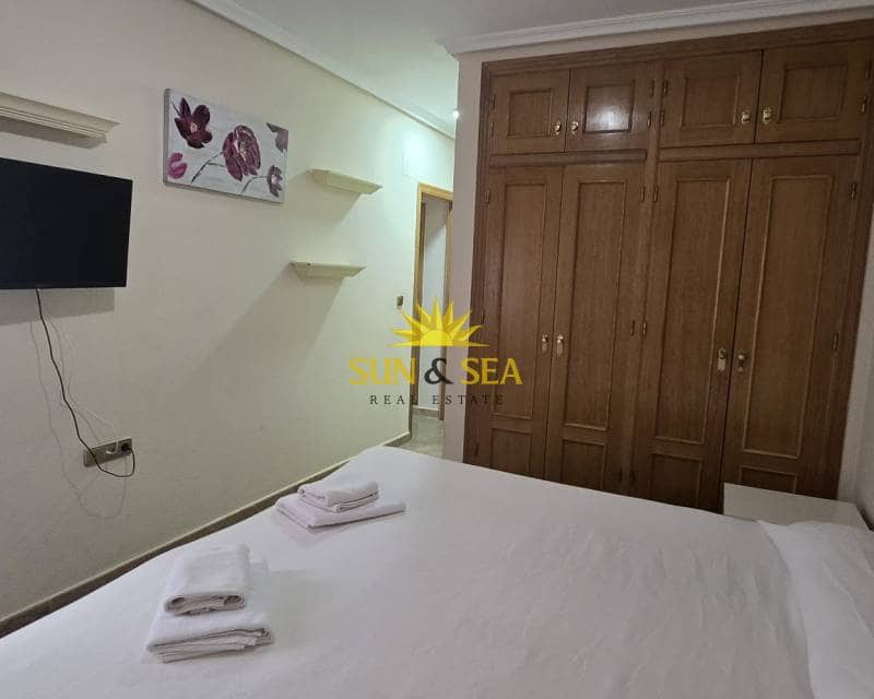 3 Zimmer Apartment zu vermieten in Torrevieja - 1.200 € (Ref: 9058238)