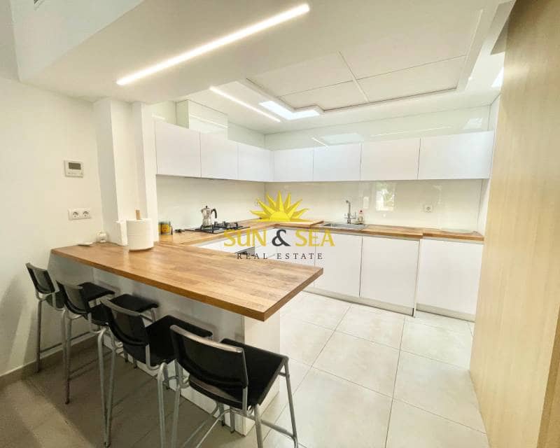 4 soveværelse Villa til leje i La Veleta med garage - € 2.000 (Ref: 9061540)