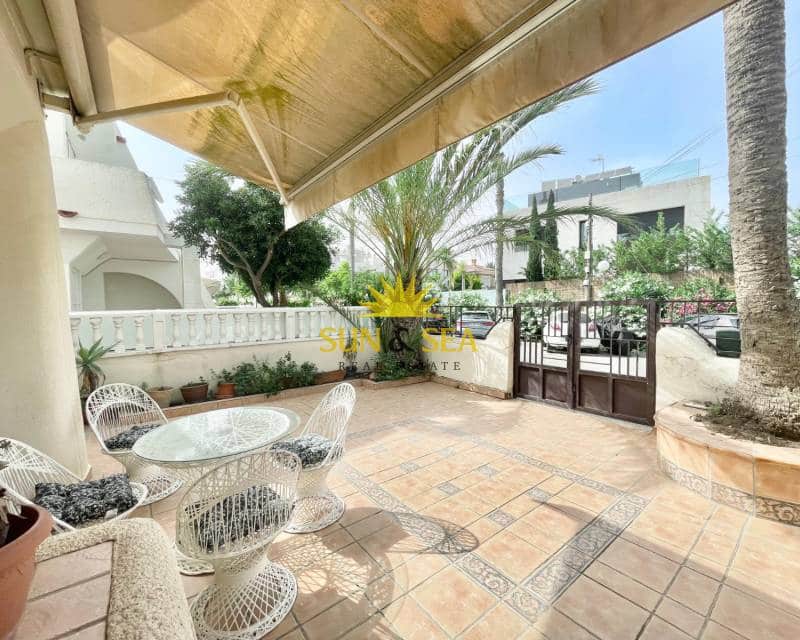 4 soveværelse Villa til leje i La Veleta med garage - € 2.000 (Ref: 9061540)