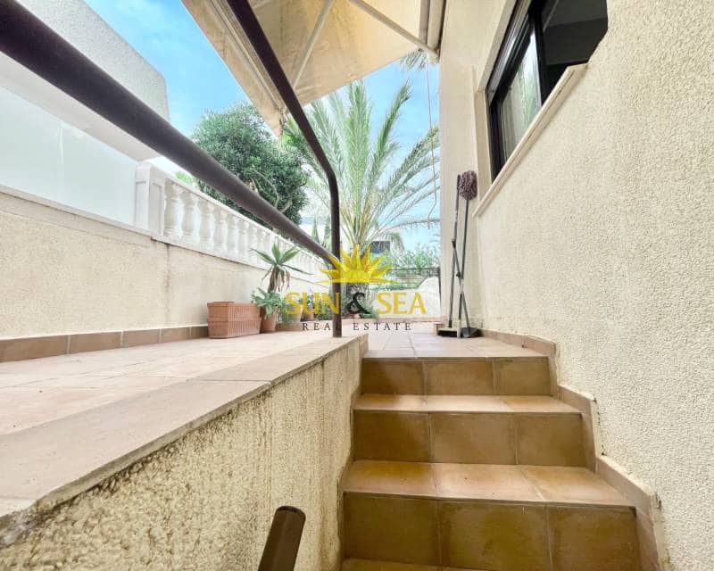 4 soveværelse Villa til leje i La Veleta med garage - € 2.000 (Ref: 9061540)