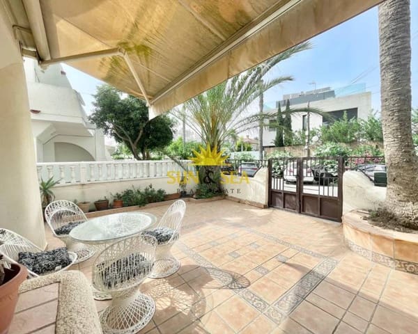 4 slaapkamer Villa te huur in La Veleta, Torrevieja met garage - € 2.000 (Ref: 9061540)