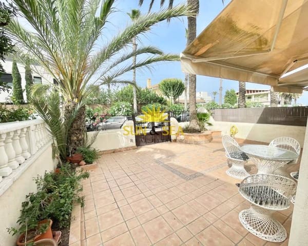 4 slaapkamer Villa te huur in La Veleta, Torrevieja met garage - € 2.000 (Ref: 9061540)