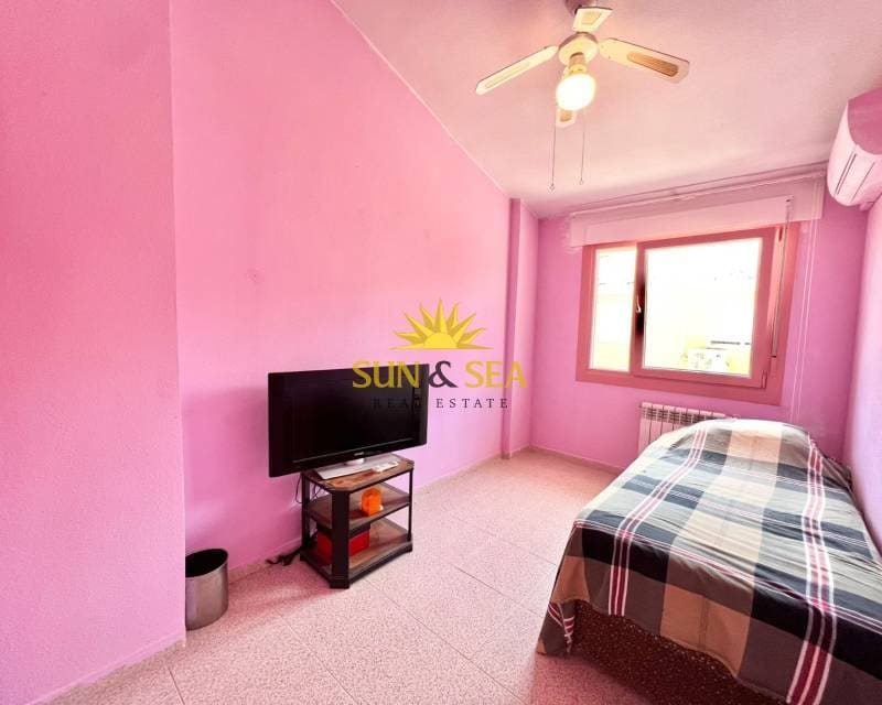 4 soverom Villa til salgs i Torre de la Horadada med garasje - € 229 000 (Ref: 9065646)