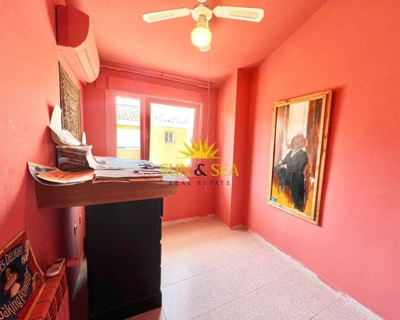 4 soverom Villa til salgs i Torre de la Horadada med garasje - € 229 000 (Ref: 9065646)