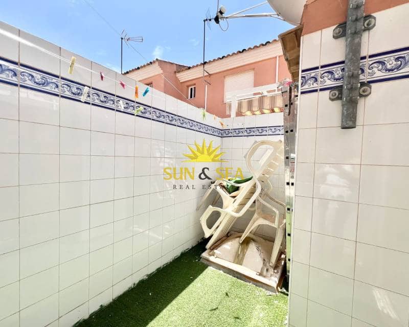 4 soverom Villa til salgs i Torre de la Horadada med garasje - € 229 000 (Ref: 9065646)