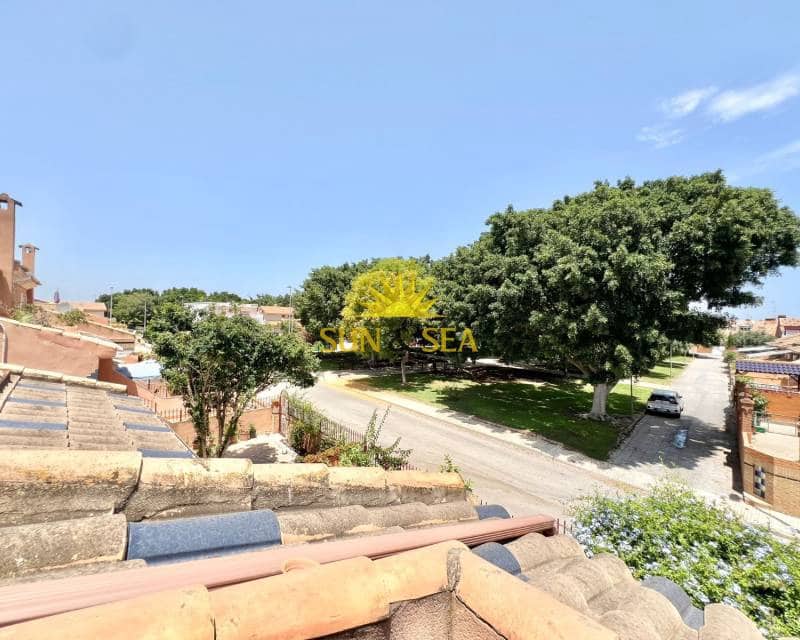 4 soverom Villa til salgs i Torre de la Horadada med garasje - € 229 000 (Ref: 9065646)