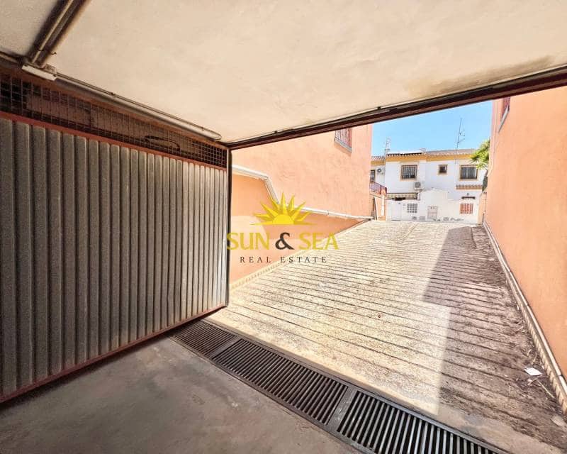 4 soverom Villa til salgs i Torre de la Horadada med garasje - € 229 000 (Ref: 9065646)