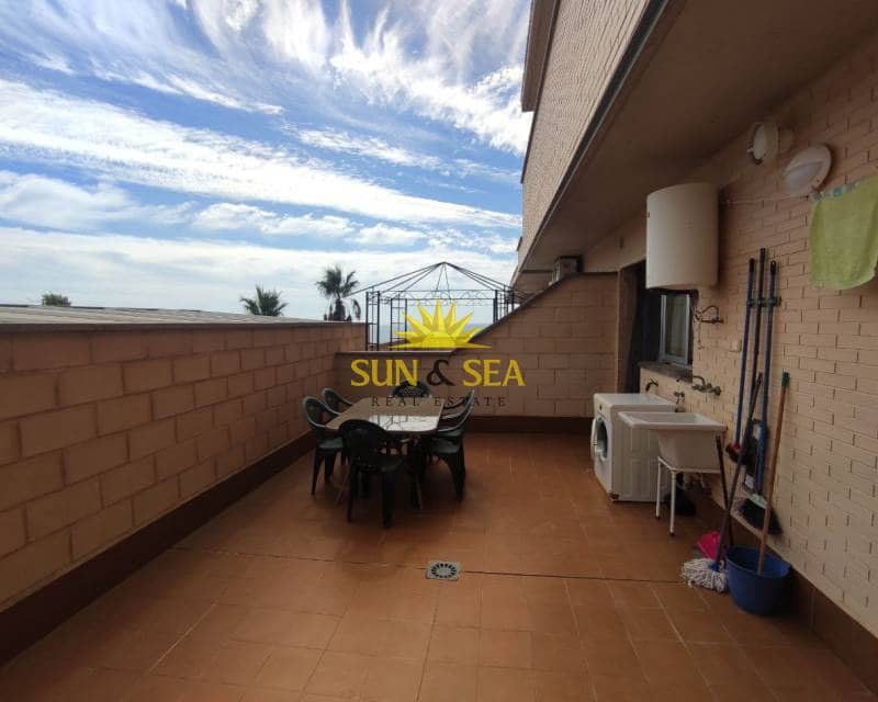 Appartement de 2 chambres à louer à Isla Plana avec piscine garage - 900 € (Ref: 9066608)