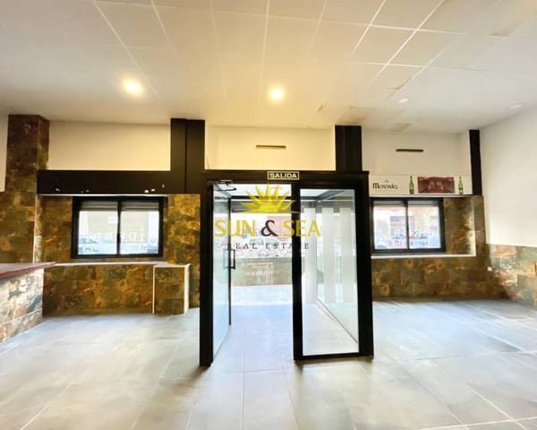 1 soverom Kommersiell til salgs i Las Piscinas Naturales, Torrevieja - € 450 000 (Ref: 9072331)