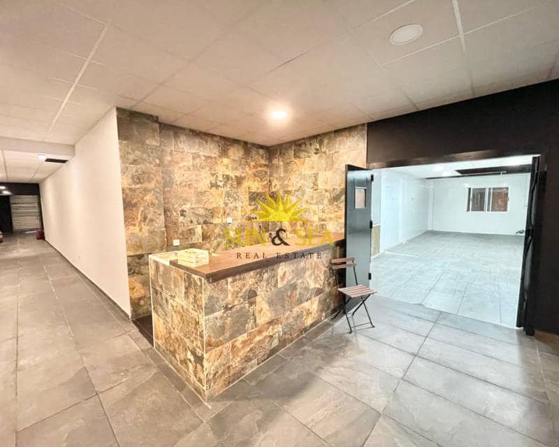 1 soveværelse Erhverv til salg i Torrevieja - € 450.000 (Ref: 9072331)