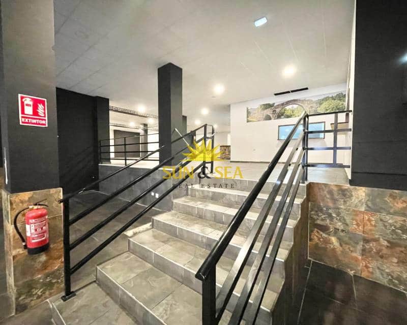 1 soveværelse Erhverv til salg i Torrevieja - € 450.000 (Ref: 9072331)