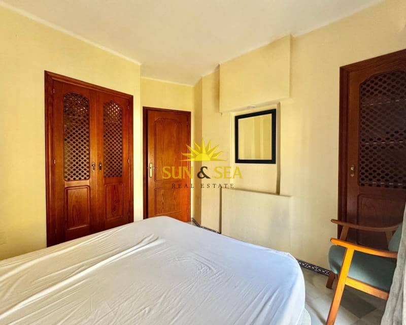 2 slaapkamer Appartement te huur in Torrevieja - € 800 (Ref: 9074660)