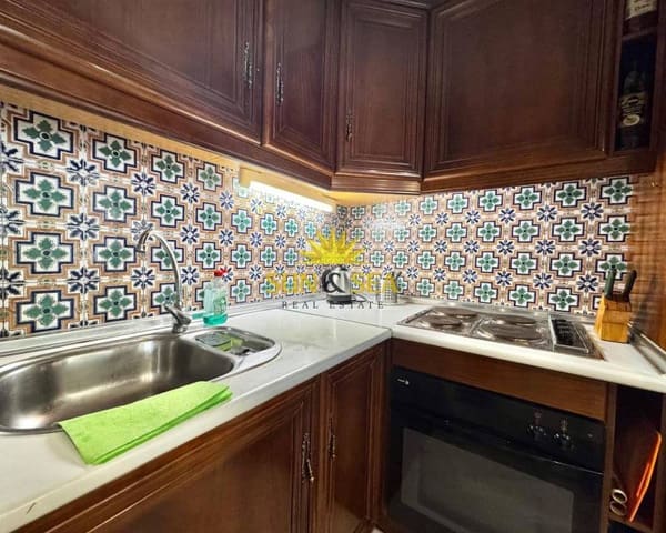 2 soveværelse Lejlighed til leje i Los Frutales, Torrevieja - € 800 (Ref: 9074660)