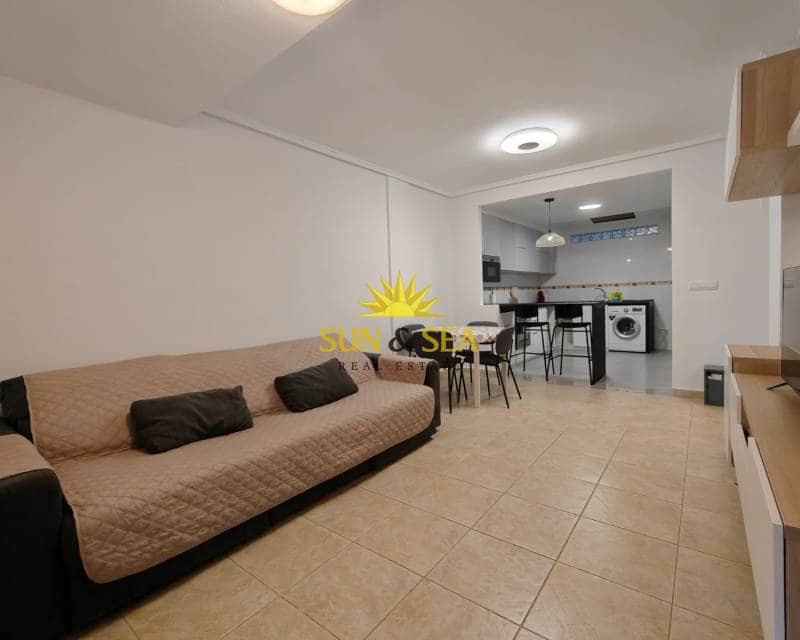 4 bedroom Apartment for rent in Torrevieja with pool - € 1,300 (Ref: 9076811)