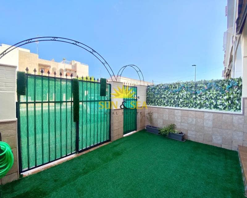 2 bedroom Apartment for rent in Los Cuarteros - € 750 (Ref: 9077475)