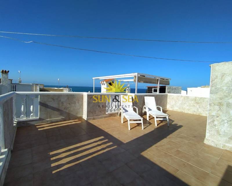 2 soveværelse Byhus til leje i Cabo Cervera - € 1.000 (Ref: 9084686)