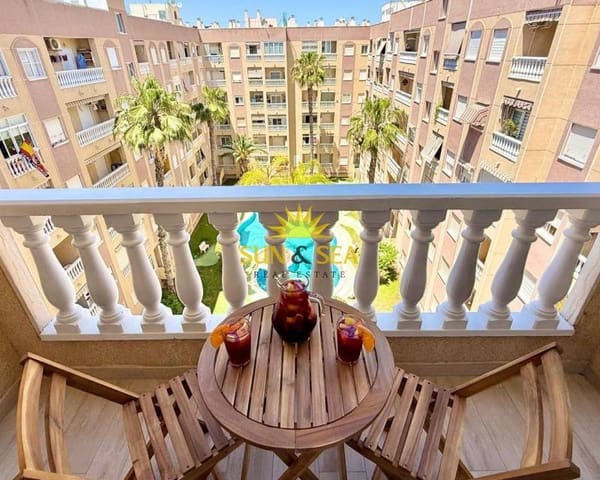 2 bedroom Apartment for rent in Centro, Torrevieja with pool - € 900 (Ref: 9086208)