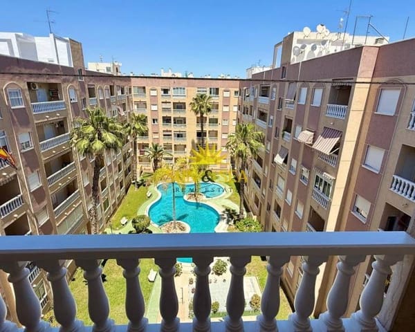   2 soveværelse   ferieLejlighed i Centro, Torrevieja med   swimmingpool   - € 900 (Ref: 9086208)