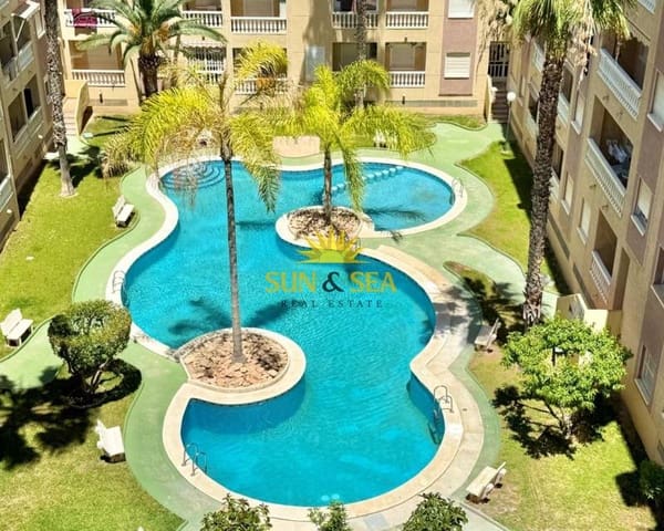   2 soveværelse   ferieLejlighed i Centro, Torrevieja med   swimmingpool   - € 900 (Ref: 9086208)
