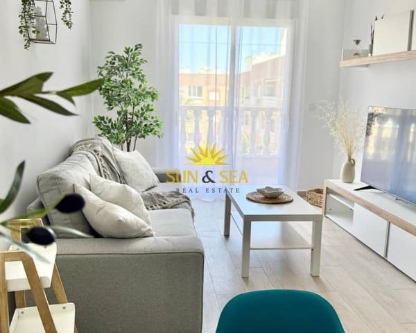  2 soveværelse   ferieLejlighed i Centro, Torrevieja med   swimmingpool   - € 900 (Ref: 9086208)
