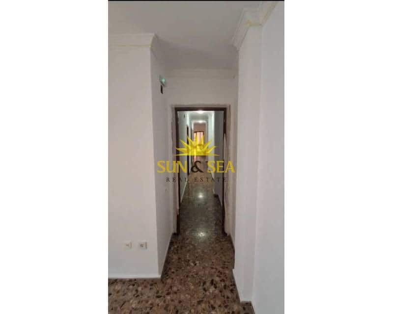 Apartamento de 3 habitaciones en Alicante / Alacant ciudad en alquiler - 1.500 € (Ref: 9097140)