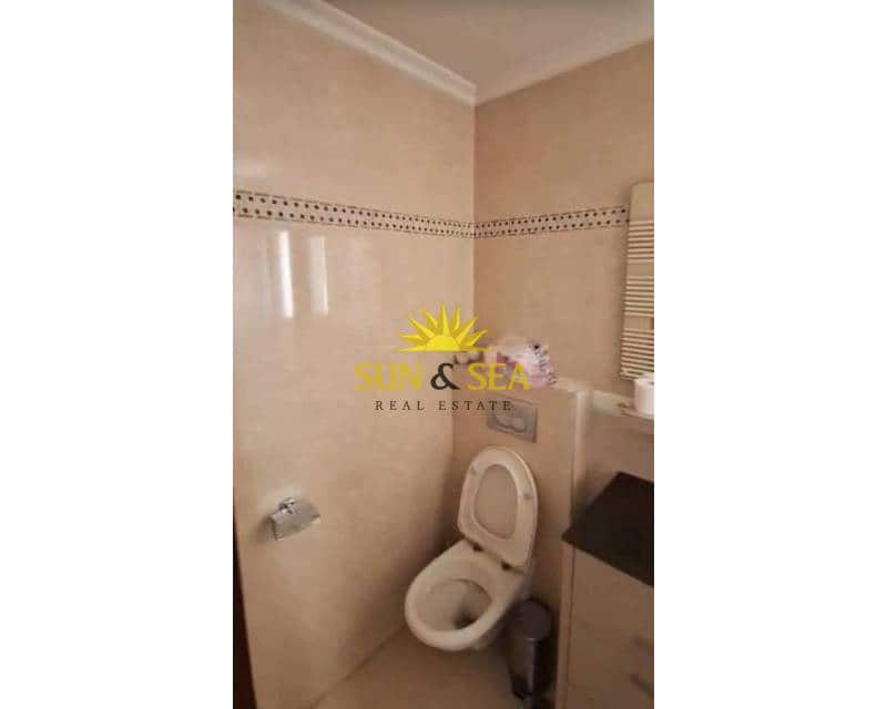 Apartamento de 3 habitaciones en Alicante / Alacant ciudad en alquiler - 1.500 € (Ref: 9097140)