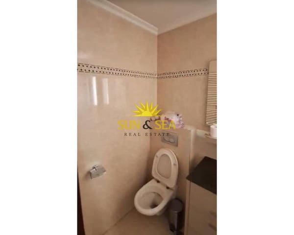 3 soveværelse Lejlighed til leje i Mercado, Alicante by - € 1.500 (Ref: 9097140)