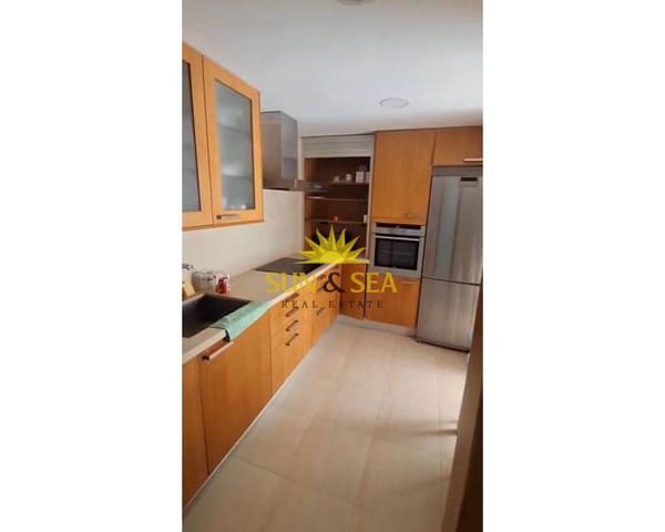 3 soveværelse Lejlighed til leje i Mercado, Alicante by - € 1.500 (Ref: 9097140)