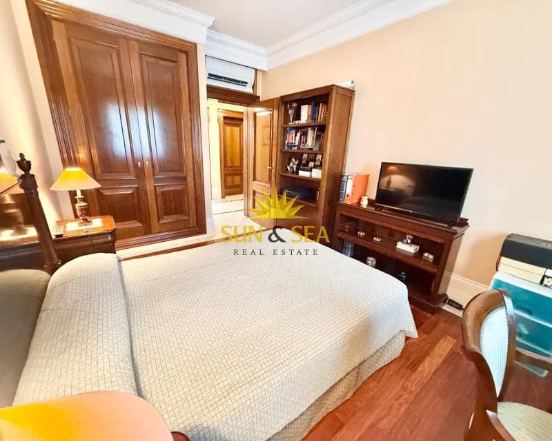 7 slaapkamer Villa te koop in San Pedro del Pinatar met zwembad garage - € 1.500.000 (Ref: 9097685)