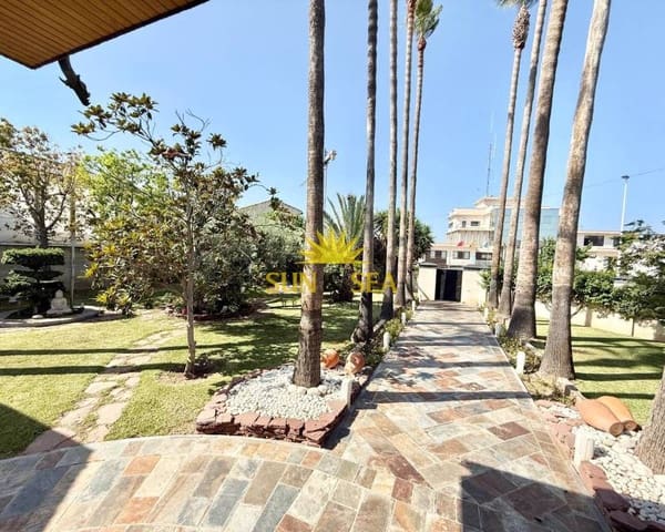 7 slaapkamer Villa te koop in Lo Pagan, San Pedro del Pinatar met zwembad garage - € 1.500.000 (Ref: 9097685)