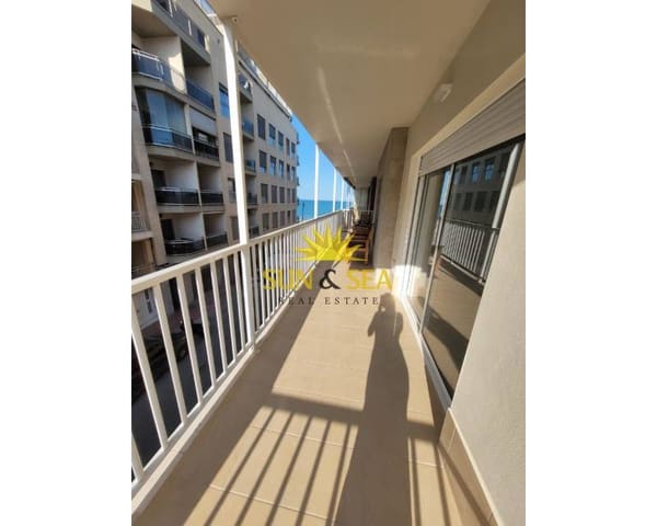 Apartamento de 3 habitaciones en Guardamar Playa, Guardamar del Segura en alquiler - 1.500 € (Ref: 9100252)